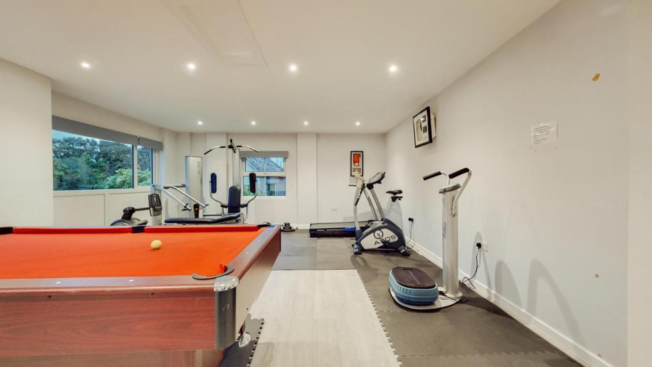 Jaw-Dropping Beach House In Anglesey Бенлеч Екстериор снимка